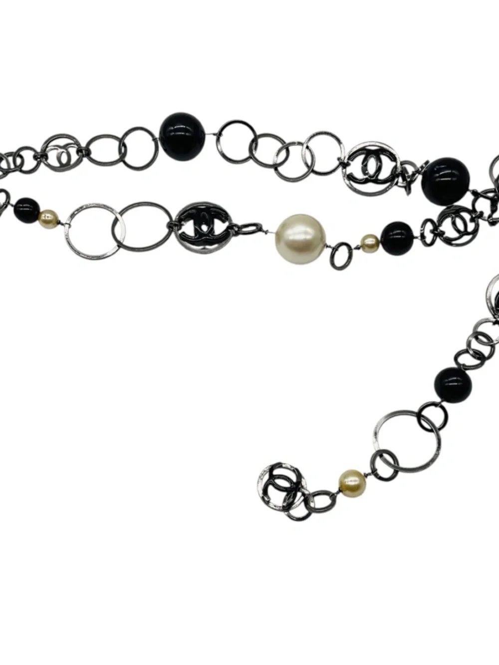CHANEL GUNMETAL / CREAM / BLACK 2003 CC LOGO PENDANT, IMITATION PEARL, AND LARGE